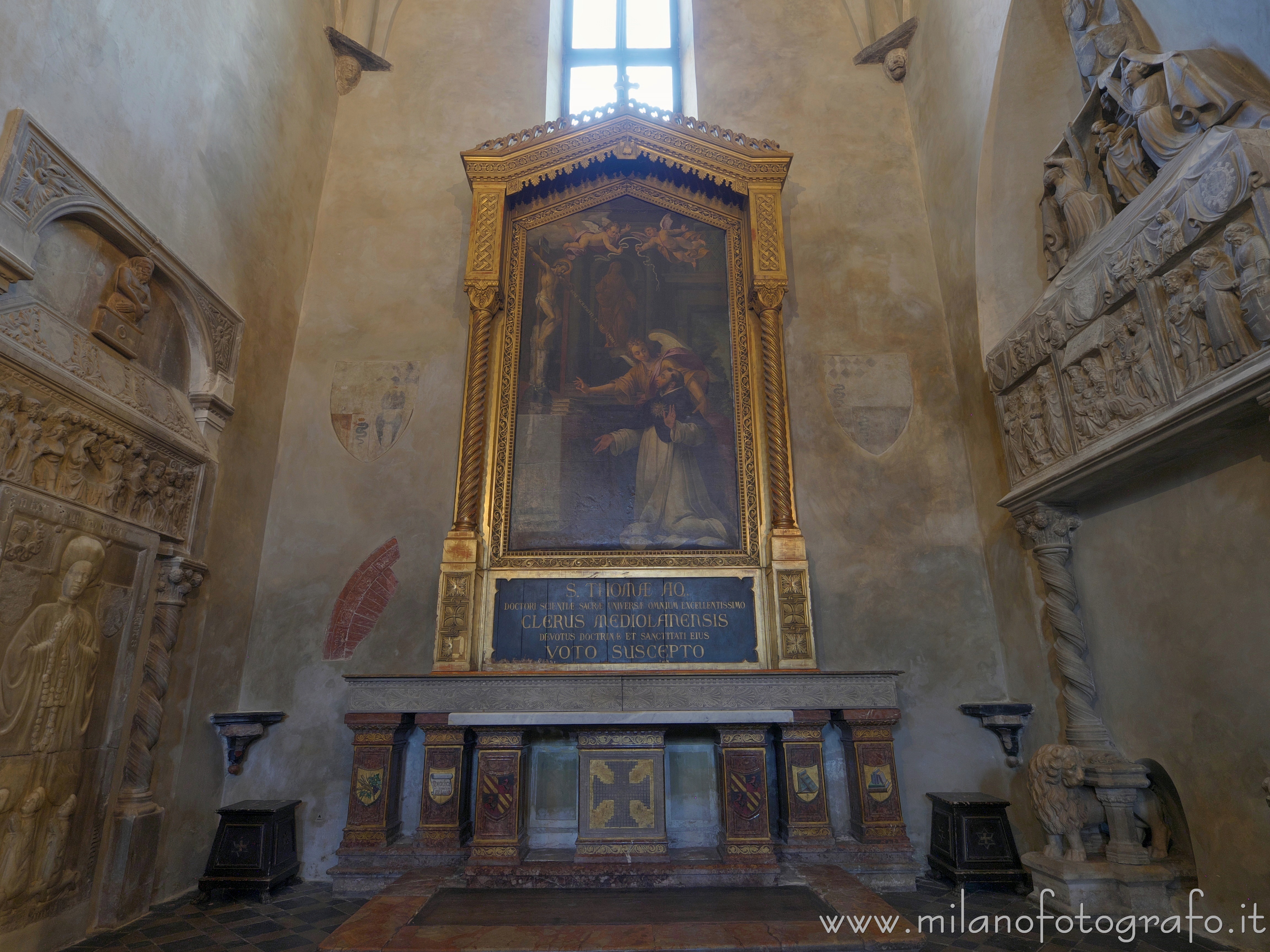 Milan (Italy) - Interior of the Visconti Chapel in the Basilica of Sant'Eustorgio - Full resolution picture